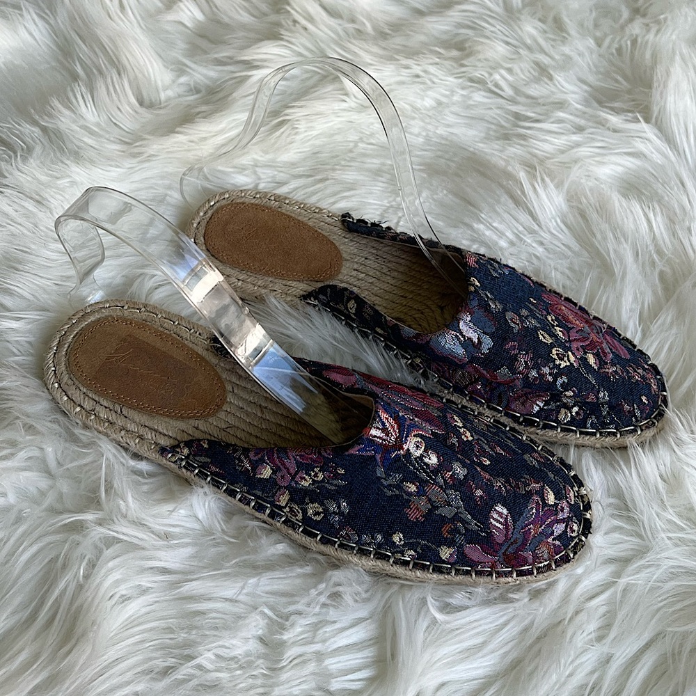 Vintage Havana size 11 NWOT karlie blue floral sandal slip ons boho summer